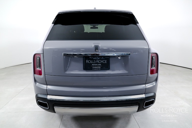 Used-2024-Rolls-Royce-Cullinan