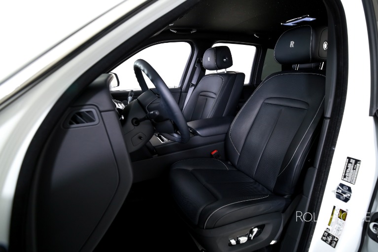 Used-2024-Rolls-Royce-Cullinan
