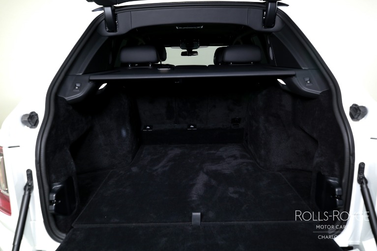 Used-2024-Rolls-Royce-Cullinan