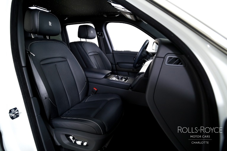 Used-2024-Rolls-Royce-Cullinan
