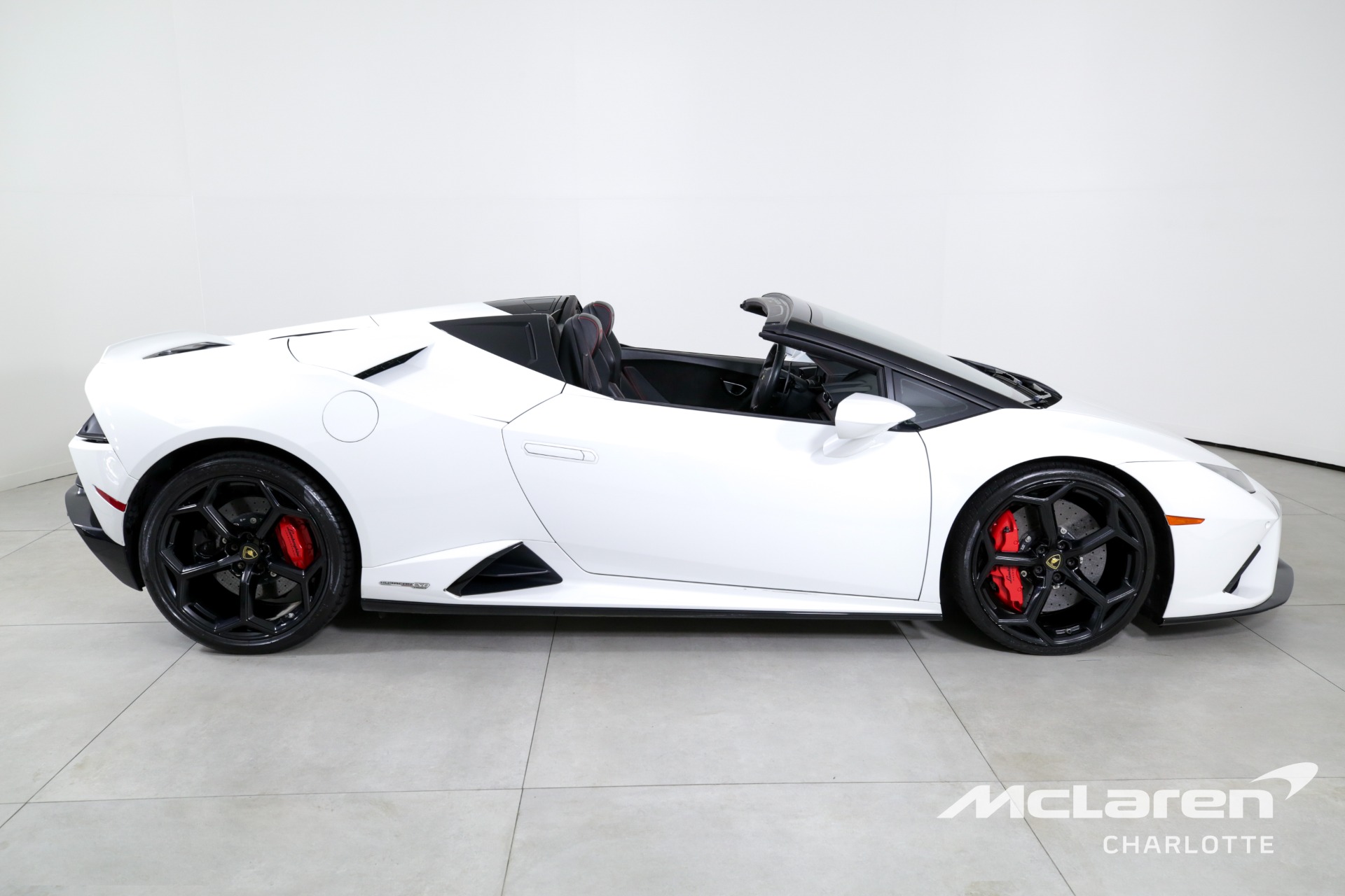 Used 2020 Lamborghini Huracan EVO Spyder | Charlotte, NC