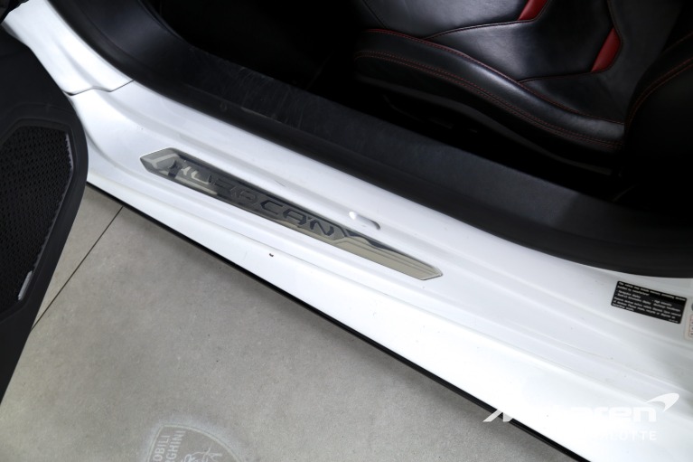 Used-2020-Lamborghini-Huracan-EVO-Spyder