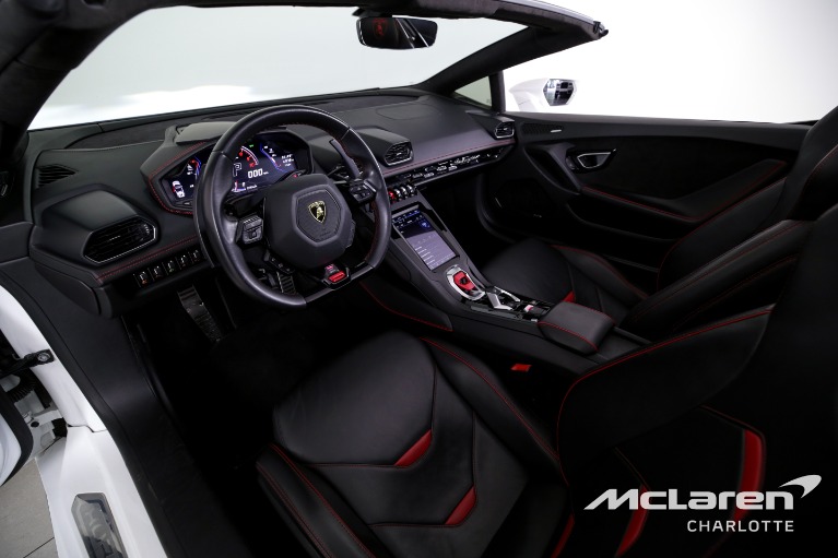 Used-2020-Lamborghini-Huracan-EVO-Spyder