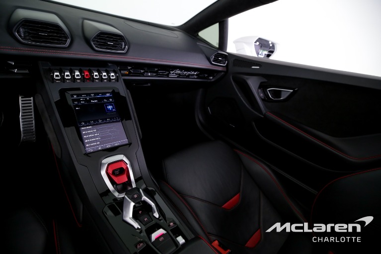 Used-2020-Lamborghini-Huracan-EVO-Spyder