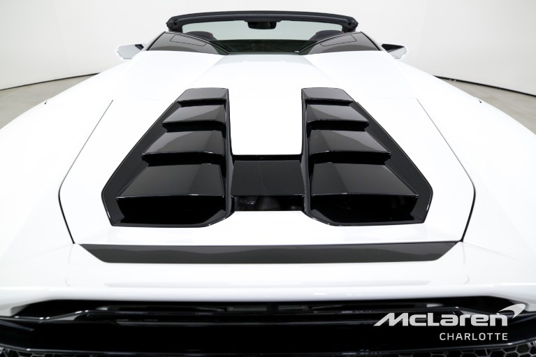 Used-2020-Lamborghini-Huracan-EVO-Spyder