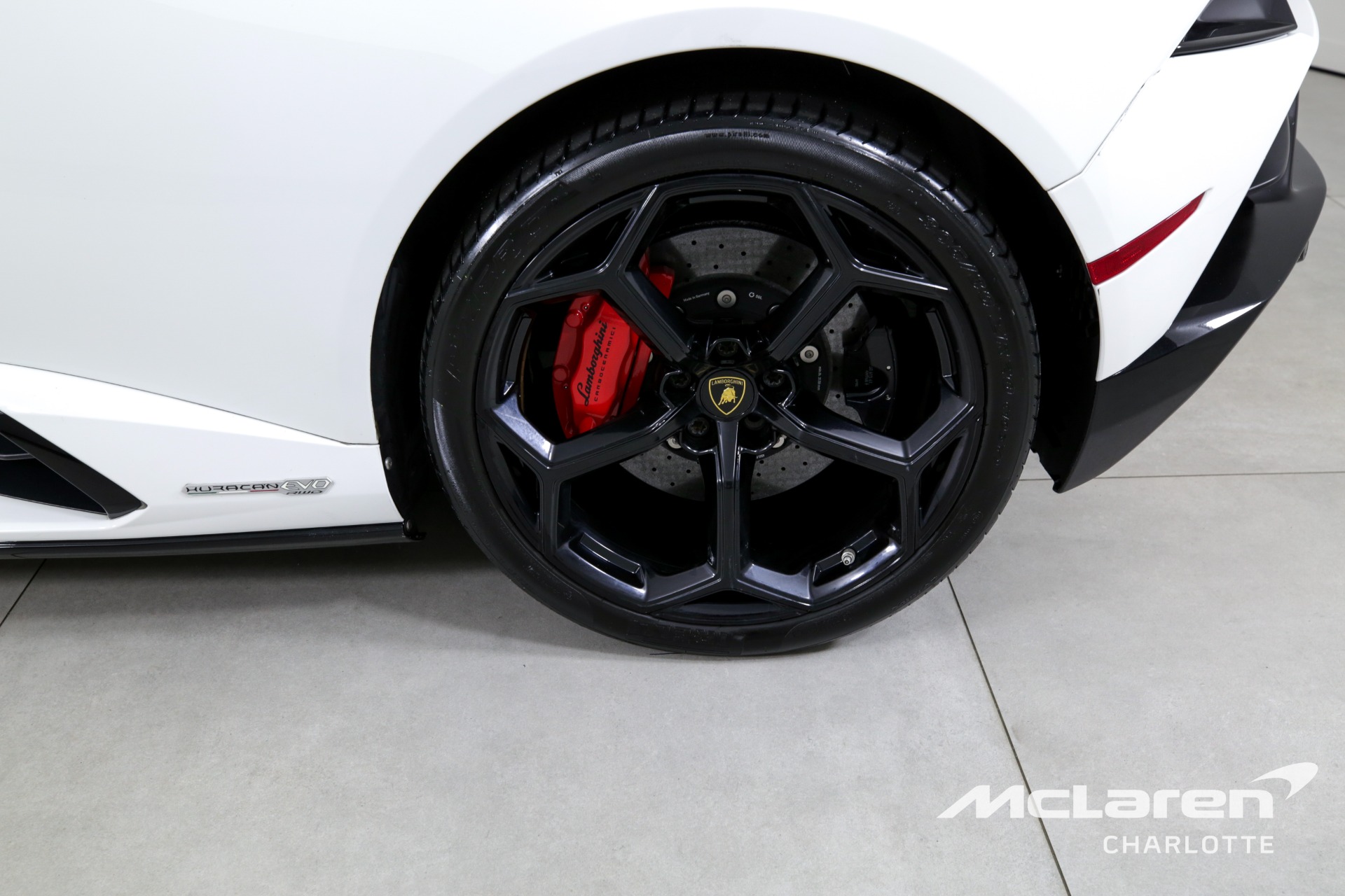 Used 2020 Lamborghini Huracan EVO Spyder | Charlotte, NC