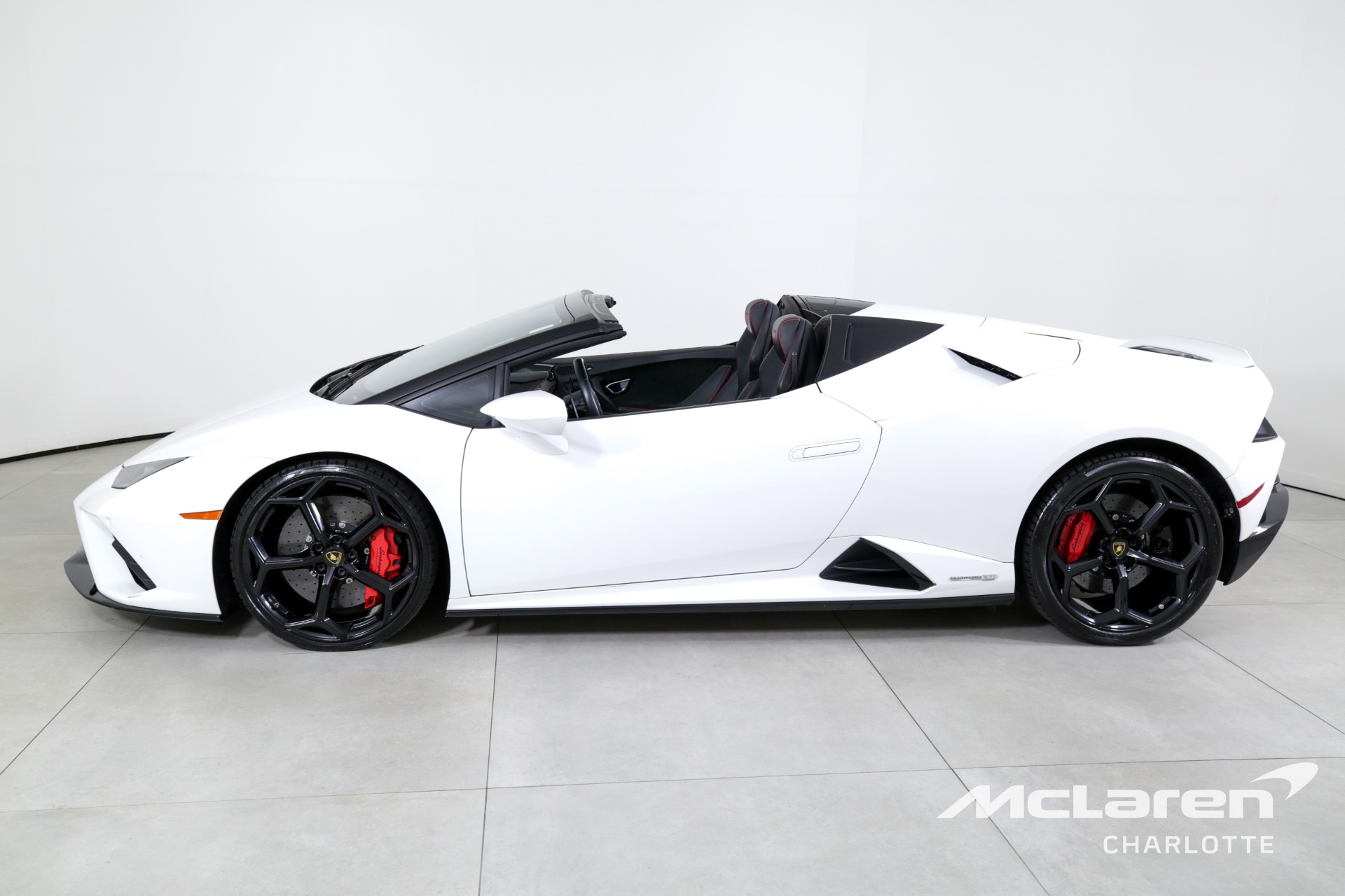 Used 2020 Lamborghini Huracan EVO Spyder | Charlotte, NC