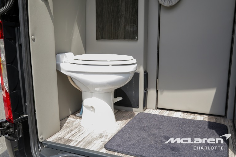 New-2025-Mercedes-Benz-SPRINTER