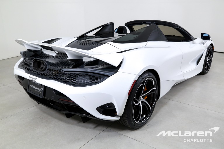 Used-2024-McLaren-750S-Spider