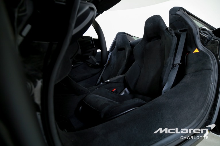 Used-2024-McLaren-750S-Spider