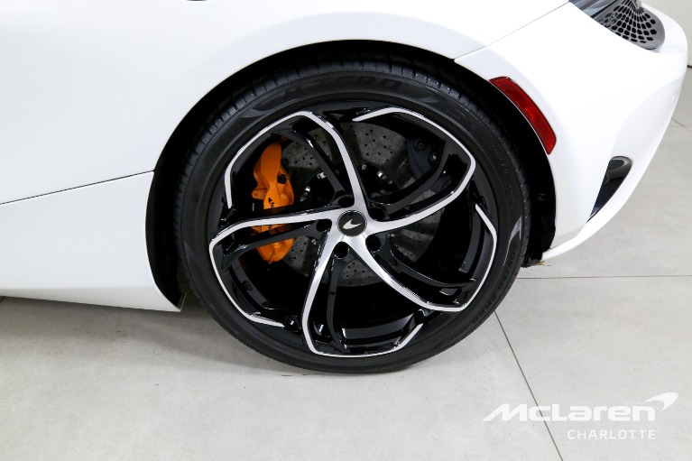 Used-2024-McLaren-750S-Spider