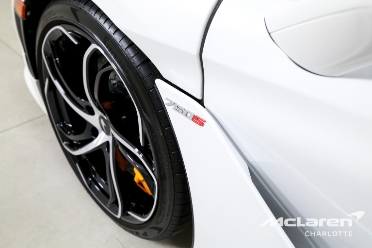Used-2024-McLaren-750S-Spider