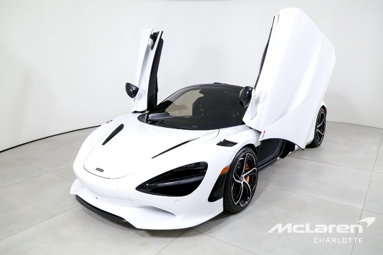 Used-2024-McLaren-750S-Spider