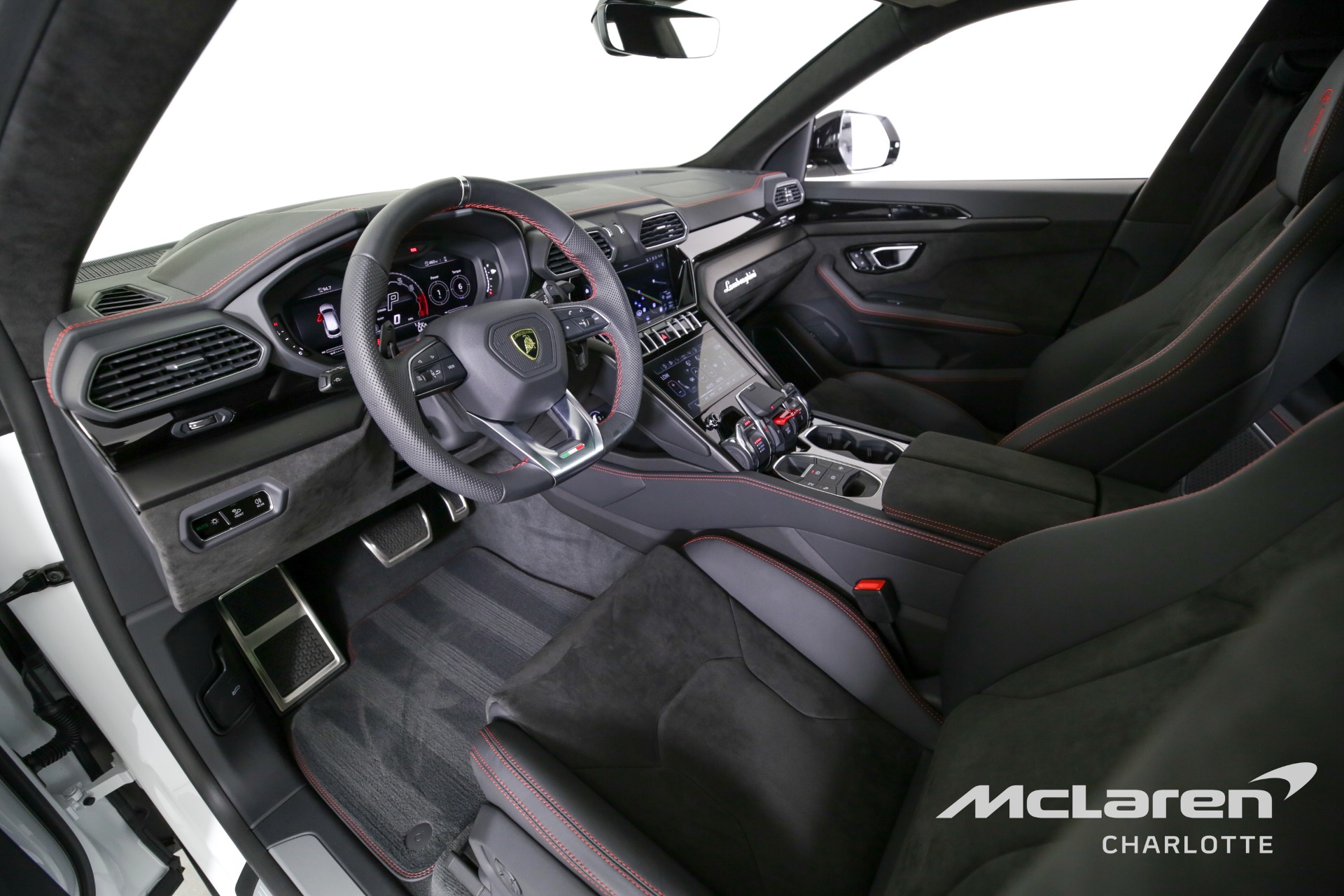 Used 2023 LAMBORGHINI URUS S PEARL CAPSULE | Charlotte, NC