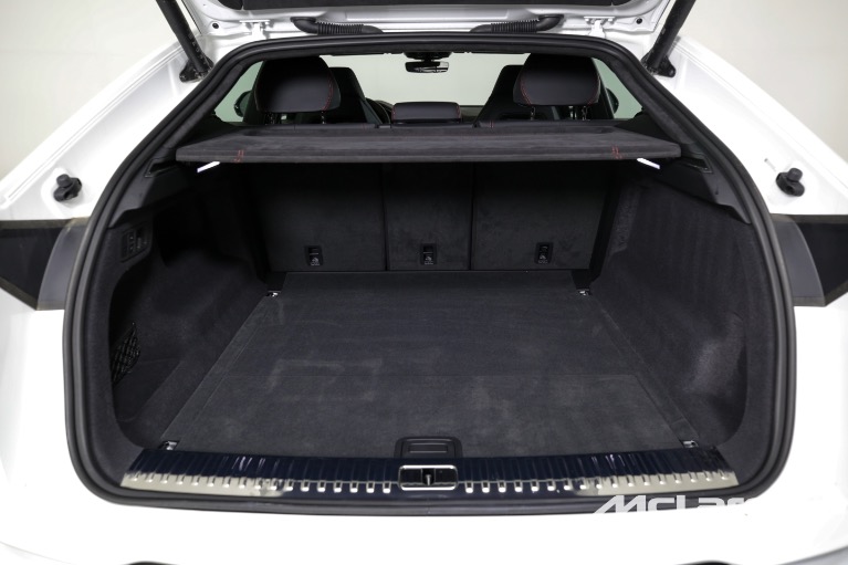 Used-2023-LAMBORGHINI-URUS-S-PEARL-CAPSULE