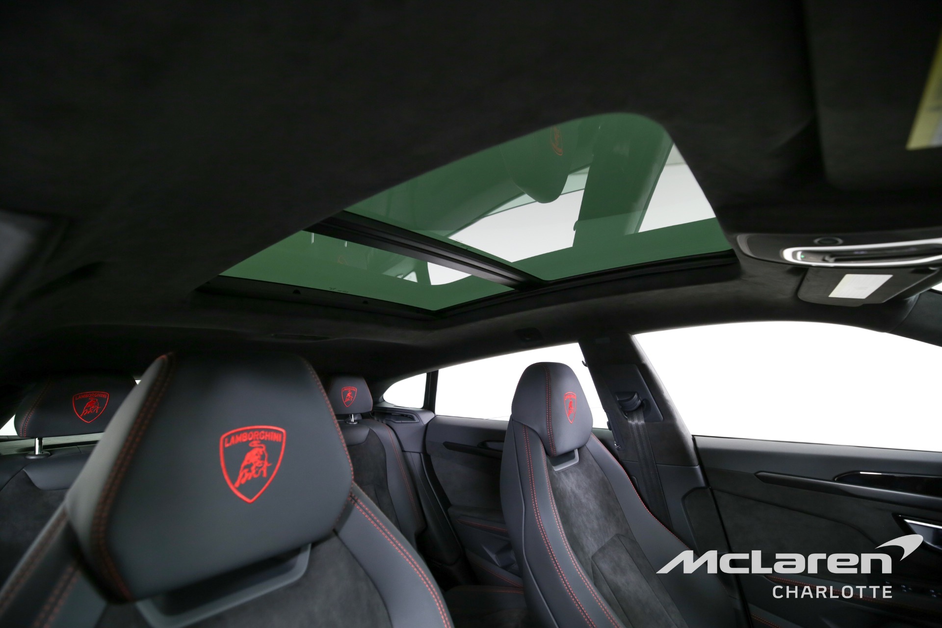 Used 2023 LAMBORGHINI URUS S PEARL CAPSULE | Charlotte, NC