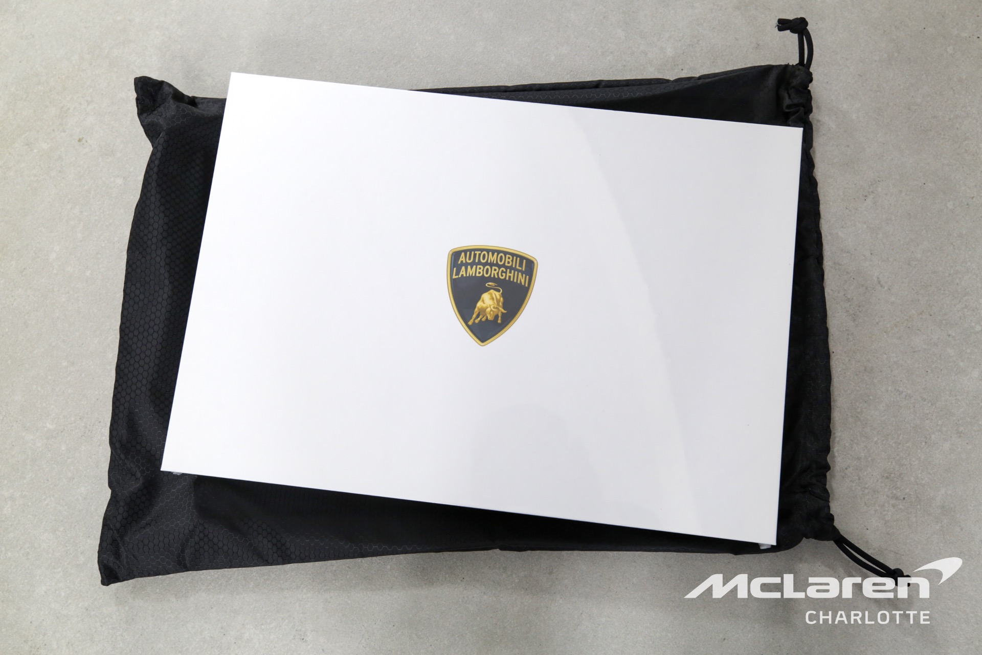 Used 2023 LAMBORGHINI URUS S PEARL CAPSULE | Charlotte, NC