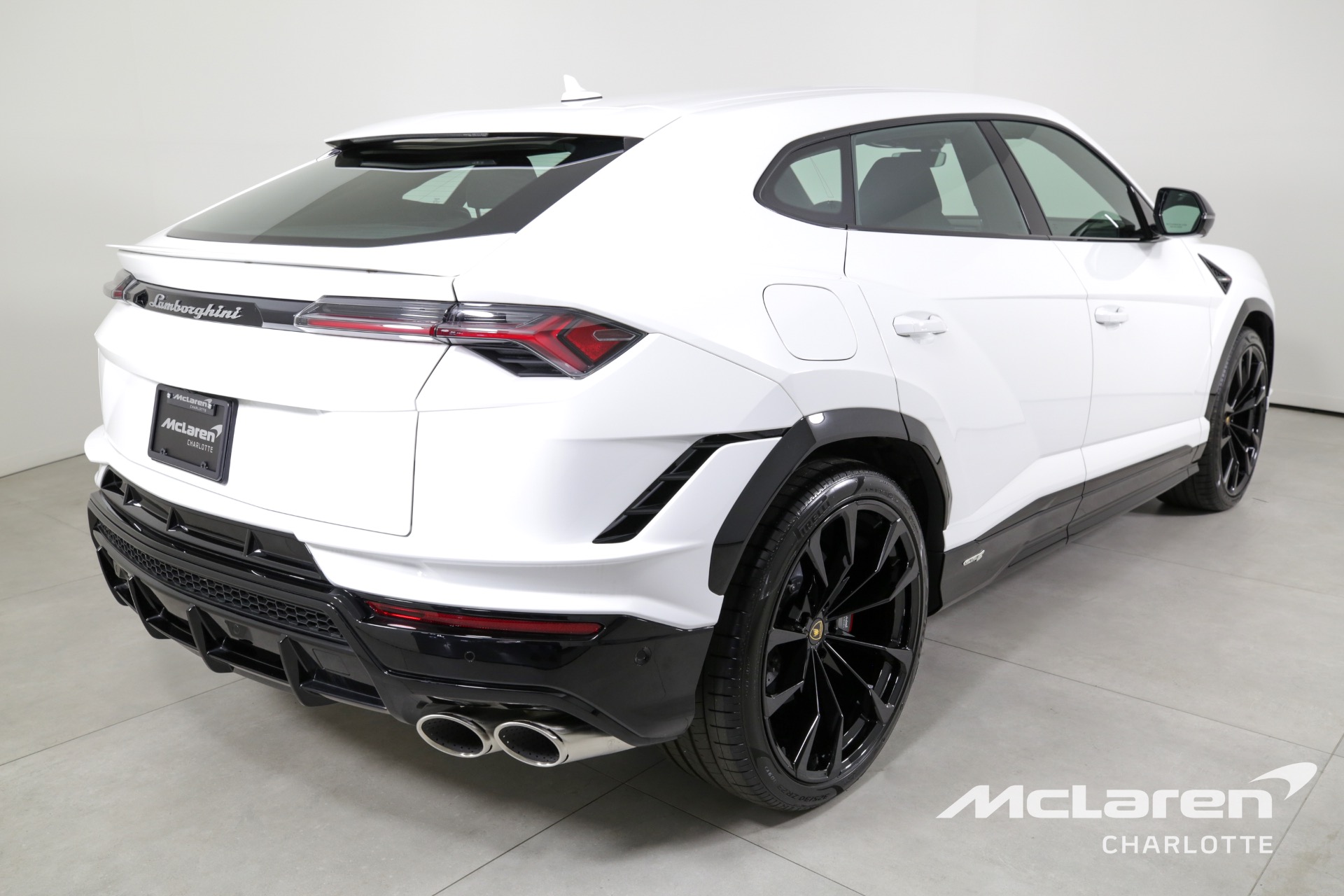 Used 2023 LAMBORGHINI URUS S PEARL CAPSULE | Charlotte, NC