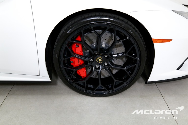 Used-2022-LAMBORGHINI-HURACAN-EVO