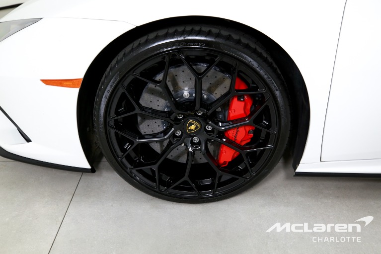 Used-2022-LAMBORGHINI-HURACAN-EVO