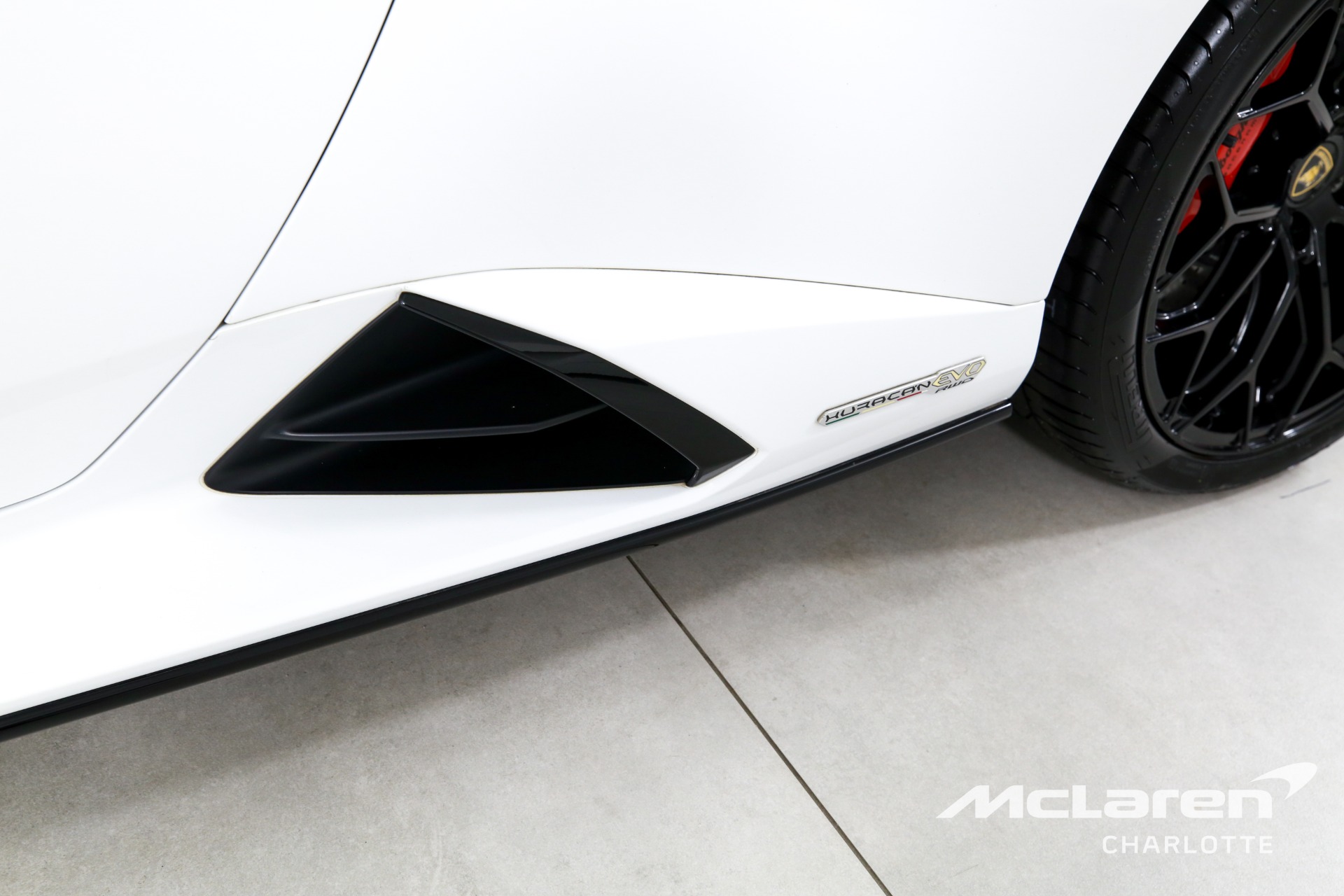 Used 2022 LAMBORGHINI HURACAN EVO | Charlotte, NC