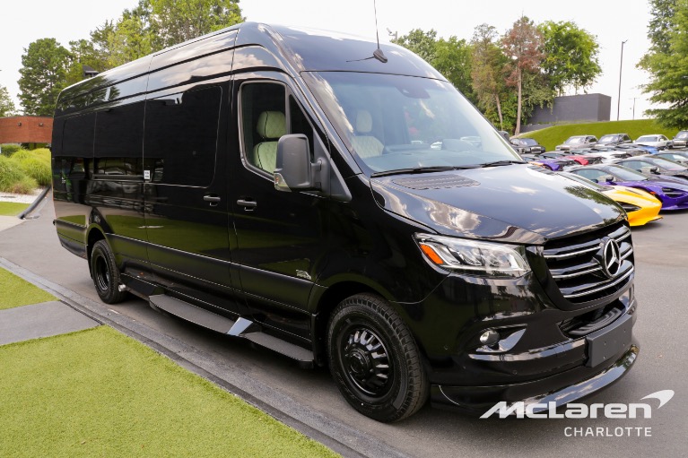New-2025-Mercedes-Benz-Sprinter-3500XD