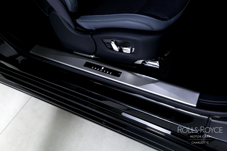 New-2024-Rolls-Royce-Spectre