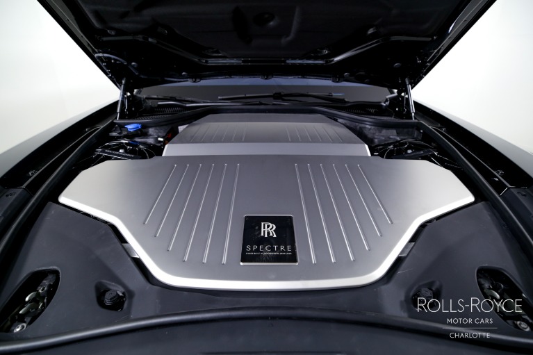 New-2024-Rolls-Royce-Spectre