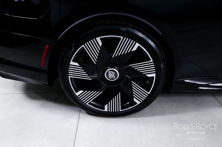 New-2024-Rolls-Royce-Spectre