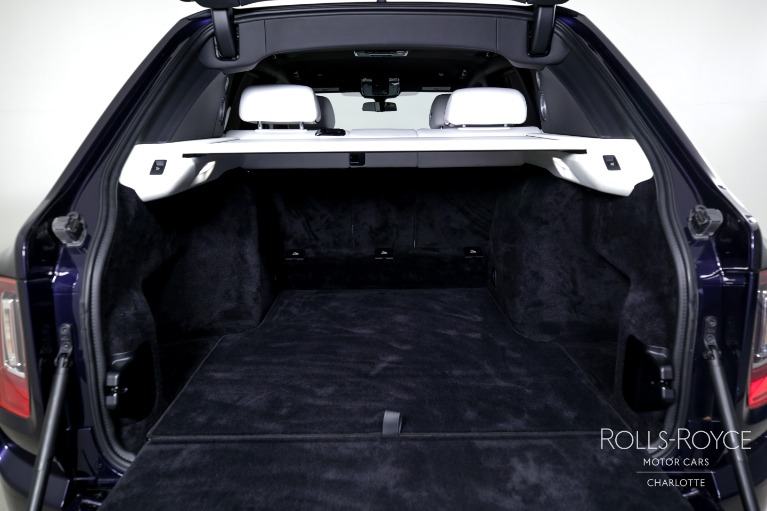Used-2023-Rolls-Royce-Cullinan
