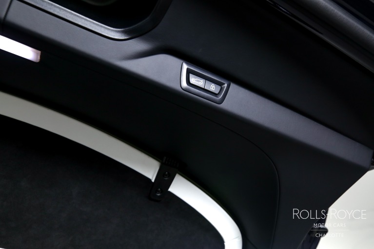 Used-2023-Rolls-Royce-Cullinan