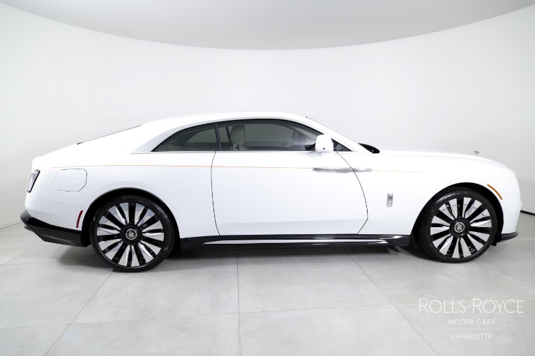 Used-2024-Rolls-Royce-Spectre