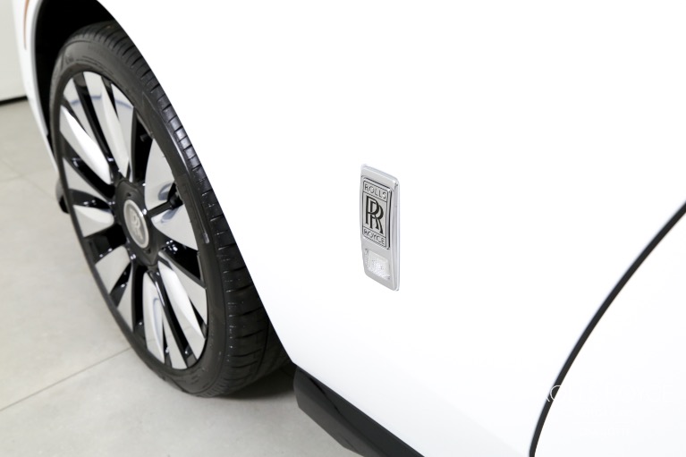 Used-2024-Rolls-Royce-Spectre
