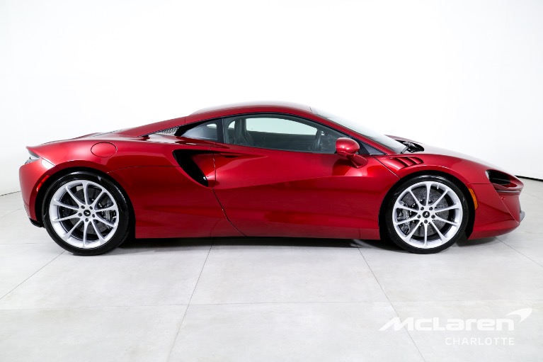 Used-2023-McLaren-Artura