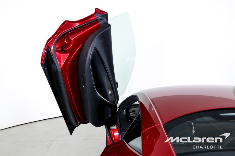 Used-2023-McLaren-Artura