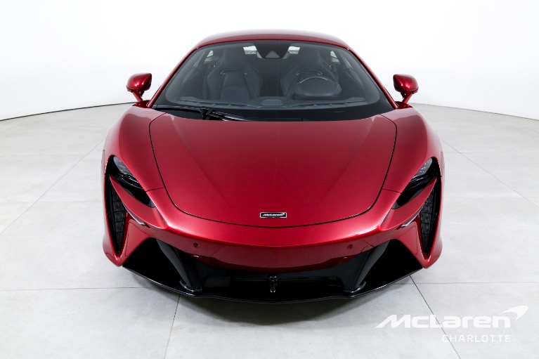 Used-2023-McLaren-Artura