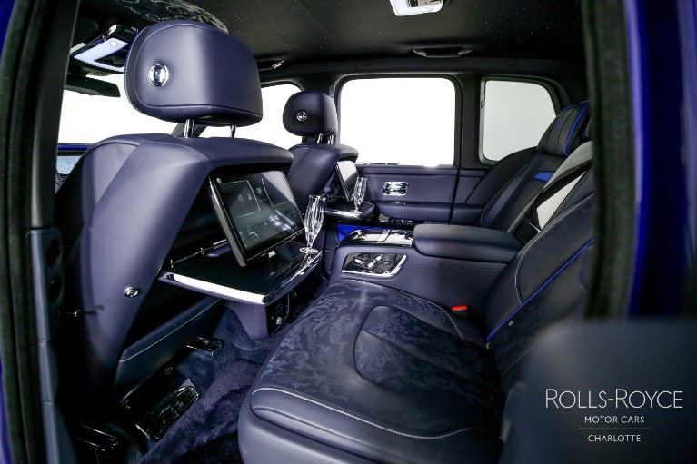 Used-2024-Rolls-Royce-Black-Badge-Cullinan-BLUE-SHADOW