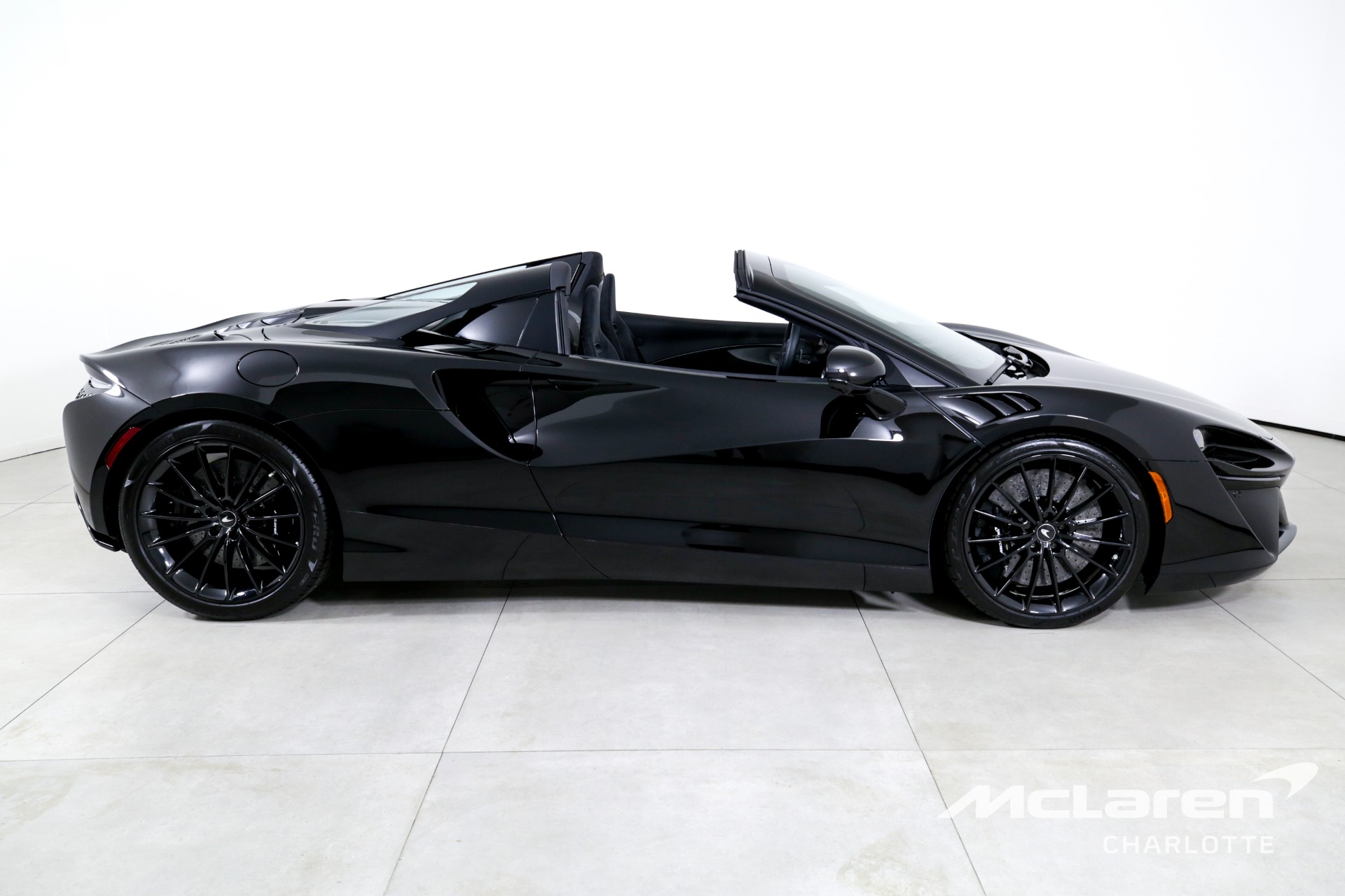 Used 2025 McLaren Artura Spider TechLux | Charlotte, NC