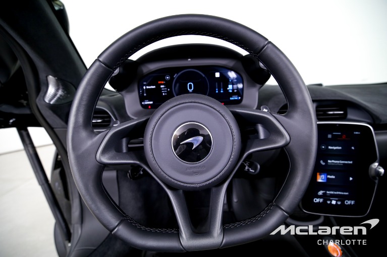 Used-2025-McLaren-Artura-Spider-TechLux