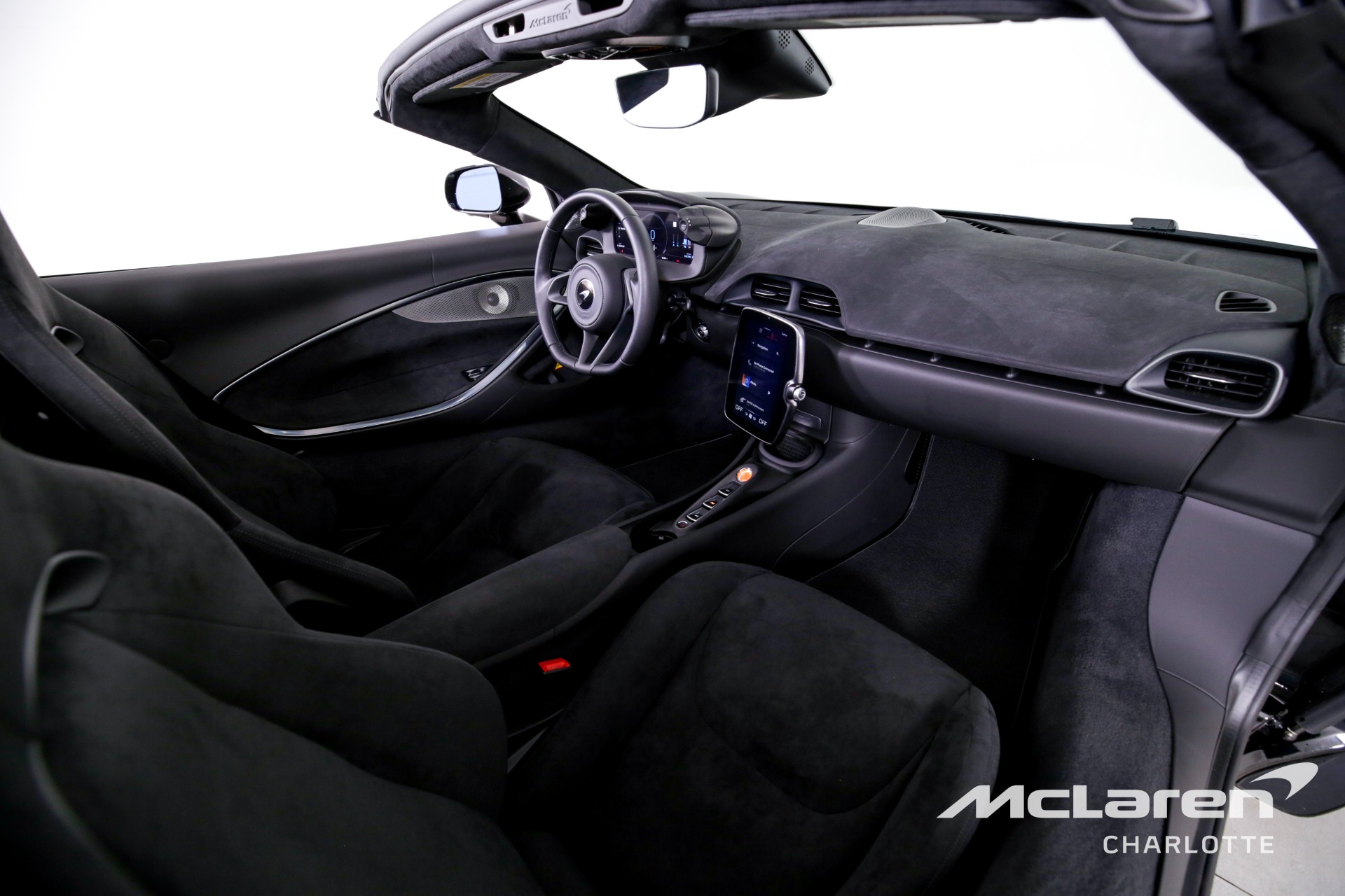 Used 2025 McLaren Artura Spider TechLux | Charlotte, NC