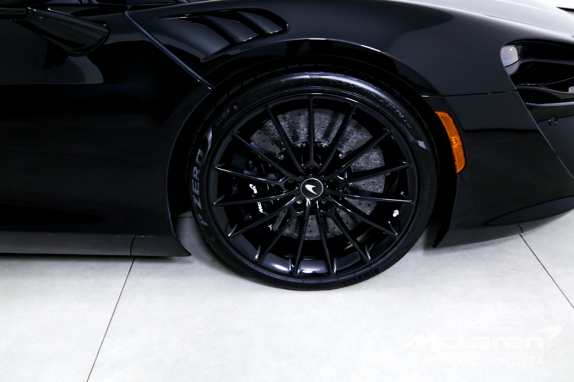 Used 2025 McLaren Artura Spider TechLux | Charlotte, NC