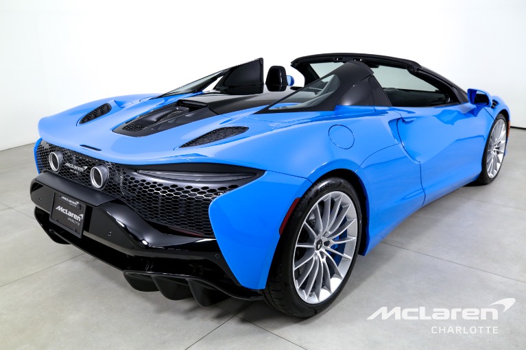 New-2025-McLaren-Artura-Spider-TechLux