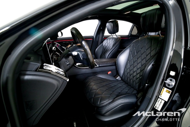 Used-2023-Mercedes-Benz-S-Class-S-500-4MATIC