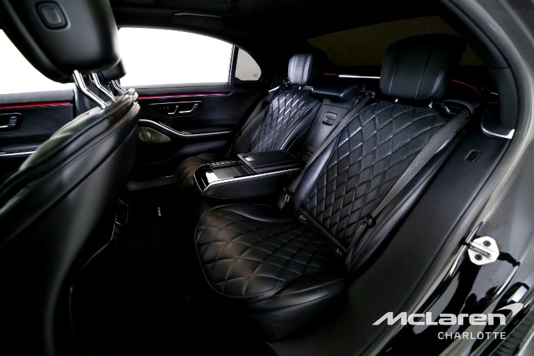 Used-2023-Mercedes-Benz-S-Class-S-500-4MATIC