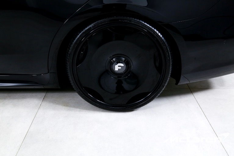 Used-2023-Mercedes-Benz-S-Class-S-500-4MATIC