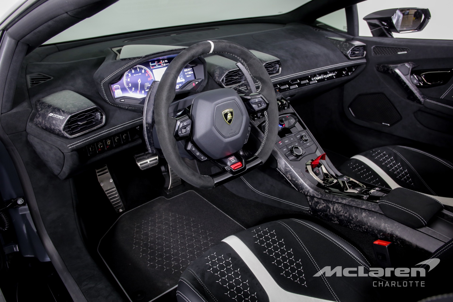 Used 2018 Lamborghini Huracan LP 640-4 Performante Spyder | Charlotte, NC