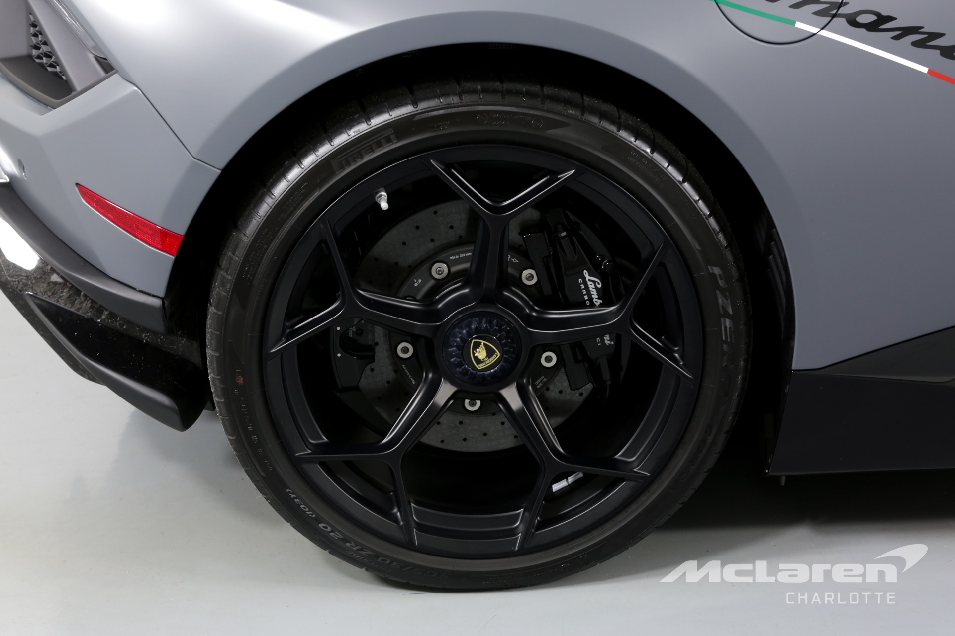 Used 2018 Lamborghini Huracan LP 640-4 Performante Spyder | Charlotte, NC