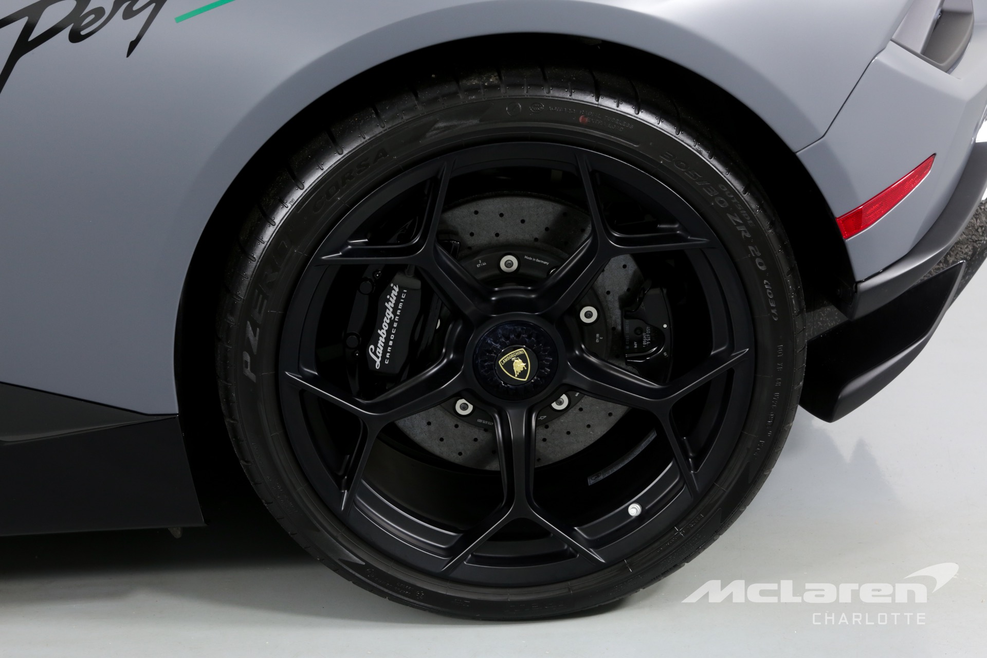 Used 2018 Lamborghini Huracan LP 640-4 Performante Spyder | Charlotte, NC