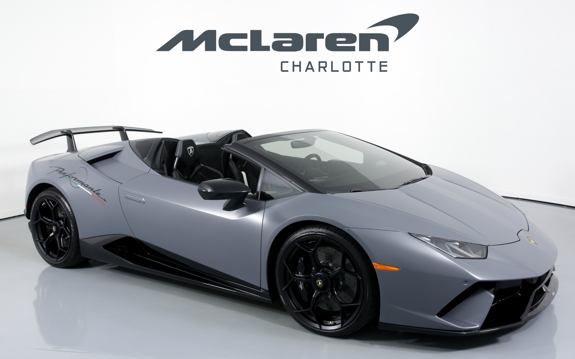Used 2018 Lamborghini Huracan LP 640-4 Performante Spyder | Charlotte, NC