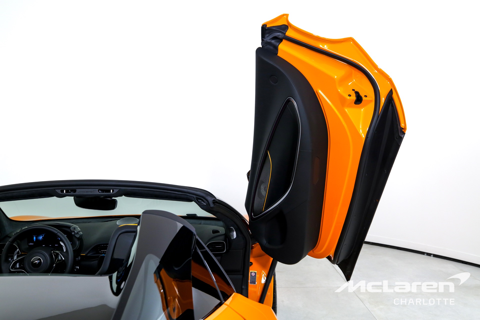 Used 2025 McLaren Artura Spider TechLux | Charlotte, NC